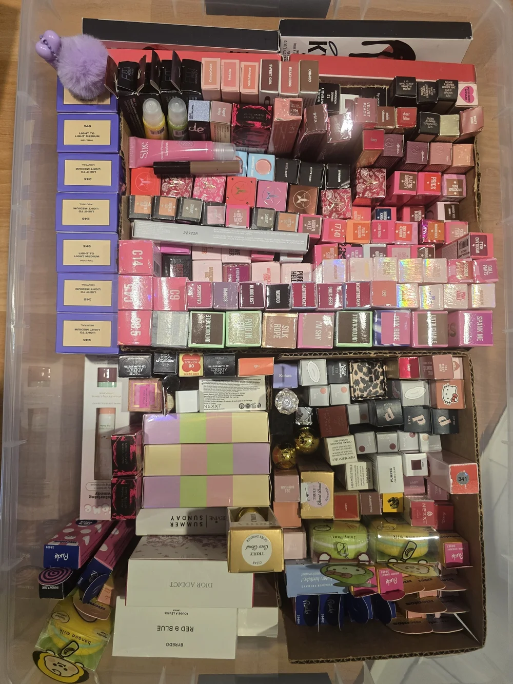 Unlisted Lipstick Listing